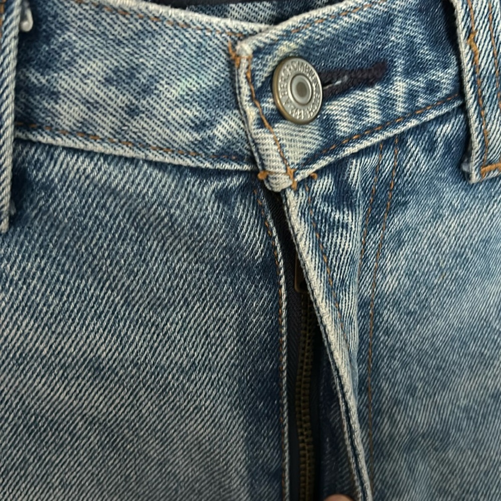 A&F Annie High Rise Short - Picture 5 of 5